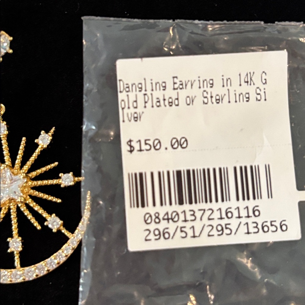 Beautiful CZ 14K Gold Plated Statement Dangle Earrings - Picture 9 of 9